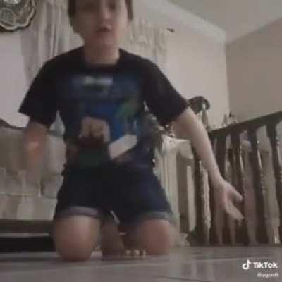 He didn't notice for 2 seconds