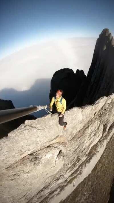 HMRB while I climb this thin mountain