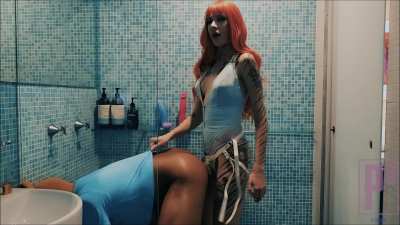 Hottest Shower Pegging