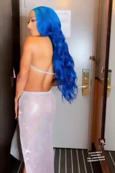 This will always be one of Sasha’s best looks & outfits