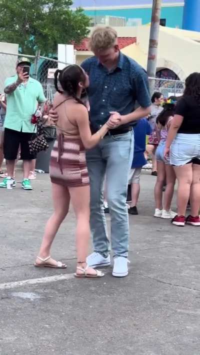 You know a gringo/a truly loves you when he/she is willing to dance música norteña with you