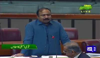 PDM government in a nutshell. Clown behaviour 🤡