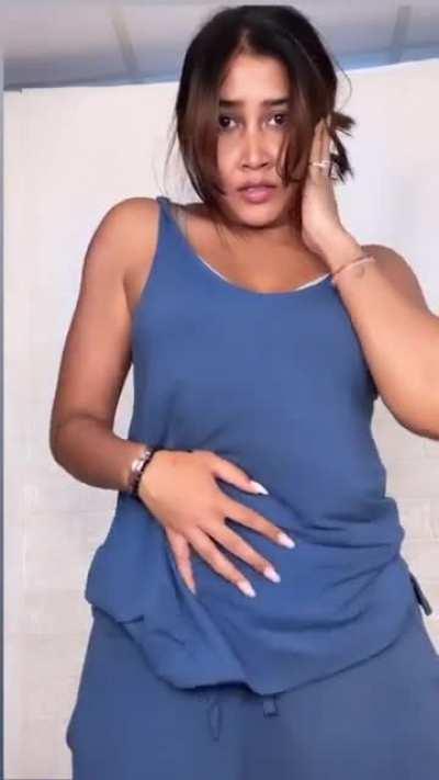 Finally she try P*rnstar Outfit 🤩❤️👍🏻🍑🍌 suits her .. Sofia Ansari ❤️