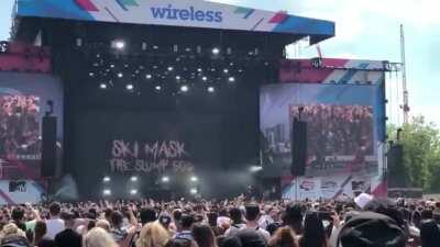 Tb to when ski & uzi paid tribute to X at wireless 2018 in London 🖤 ski played sad & look at me and uzi also played look at me at his set