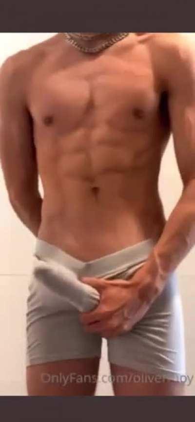 Oliver in the shower