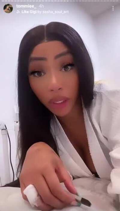 Getting her asshole bleach