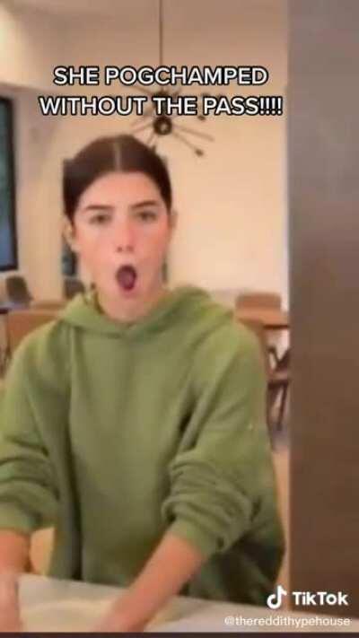 Based Charli?! 😳👌