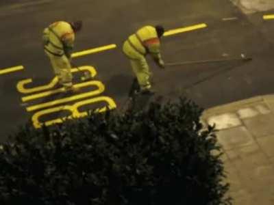 Free-handing the curves