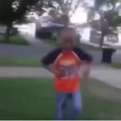 SCARLET POLICE ON GHETTO PATROL