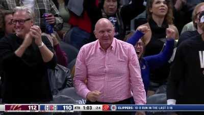 [Highlight] Clippers get the stop and Powell gets the and-1 on the other end for a 12-0 run