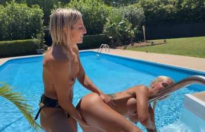 Happy Saturday from me and tatiana!