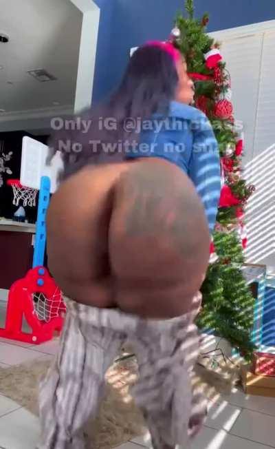 FyeBottom crazy assclap. An Ass eaters delight.