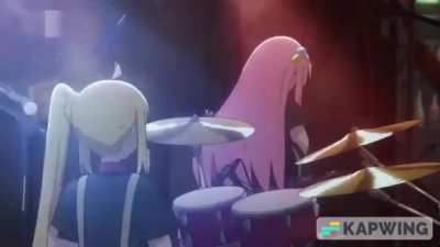 Koledzy, czy to naprawdę Boczi wykonała piosenkę z Kiepskich⁉️😯😯😯