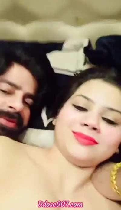 🥵Famous Pakistani TV Star Latest Viral Stuff Ft. Full NUDE Fucking with her Makeup Artist Total 10 Video's (Full Face)💦!! Don't Miss🥵🔥