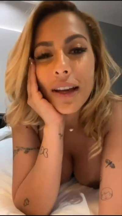 Me after a few drinks 🍸🍹, click 