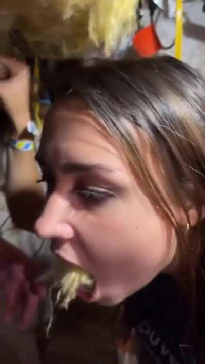 HMC while I taste this fibreglass insulation