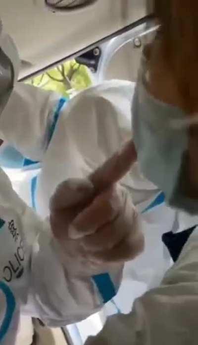 大的来了 中共黑皮泄露军事机密-要和美国开战 现在这个视频在墙内已经全网封杀 快告诉美国人 不要再来一次偷袭珍珠港了