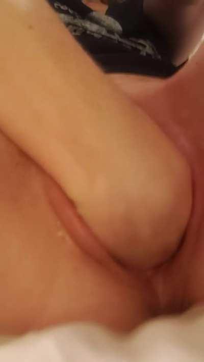 My [F]irst time fisting my pussy! 😍
