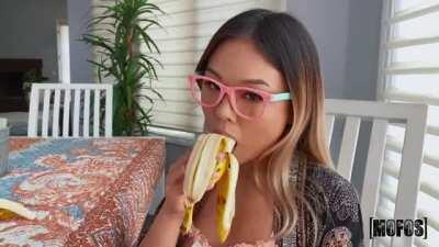Lulu Chu Showing the Correct Way to Eat a Banana