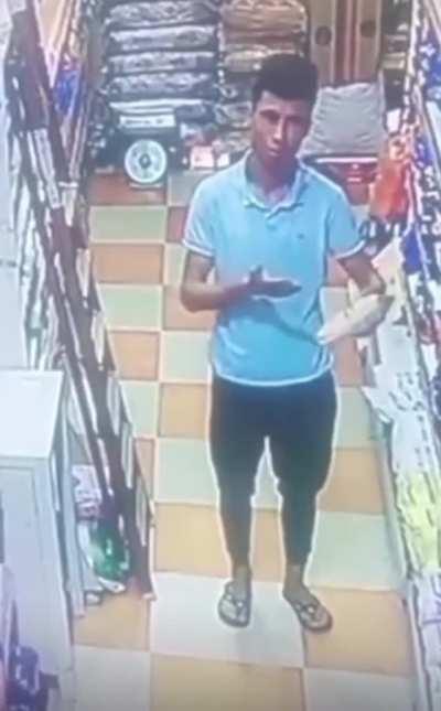 Attempt to play off shop lifting