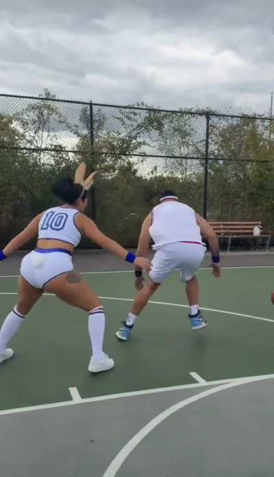 Maleni looking thick thick