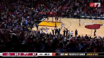 [Highlight] Jimmy Butler wins the game for the Heat with a perfectly-executed inbounds alley-oop!