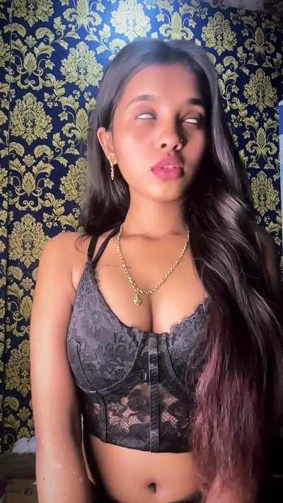 ni__233 sometimes I get really turned onn for such cheap girls give me kamwali Bai ki beti fantasies 