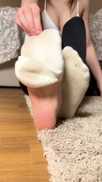 get on your knees and lick them now !!!😈💦