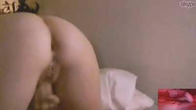 Mutual masturbation @0:13