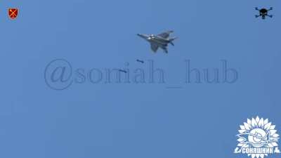 The Ukrainian Armed Forces carried out a MiG-29 airstrike using 2 guided French AASM HAMMER bombs on a house with Russian FPV drone operators in Southern Ukraine. April 2025.