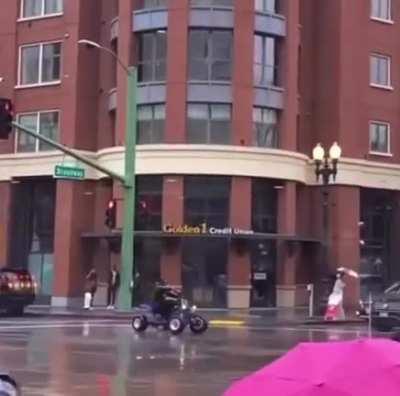 ATV riders shutdown an intersection in Oakland California; you’re at a green light and these fellas decide to put on a dazzling display of ATV riding skills, wyd?