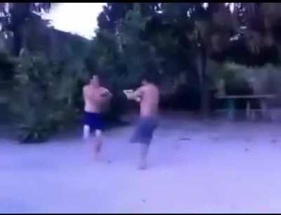 Batalha das pernas.mp4