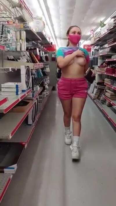 Taking the girls out through the aisle [F]