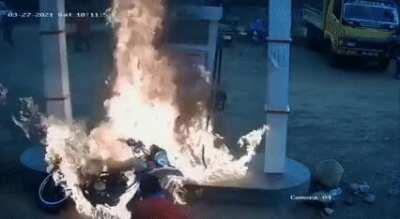 Not so a lighter but more an idiot revving the engine while refilling the tank