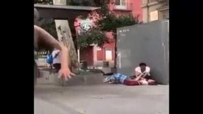 Pode referencia a jojo no grupo?