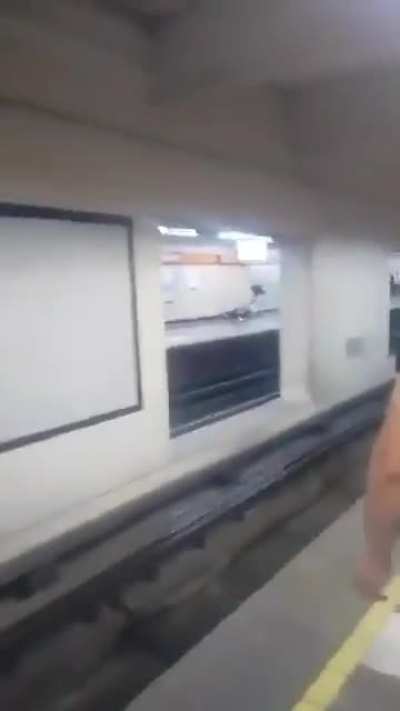 Man stabs several people at a Mexico City metro station, no deaths reported