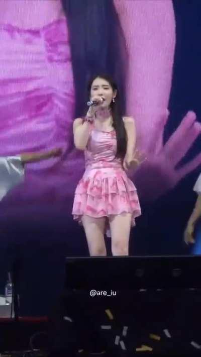 IU - H.E.R. World Tour Concert 2024 in London