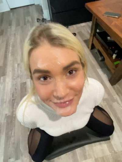 When a quick yoga session turns into a facial