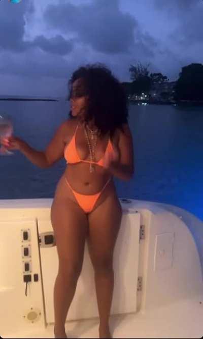 Angela🔥The Vibe ✨