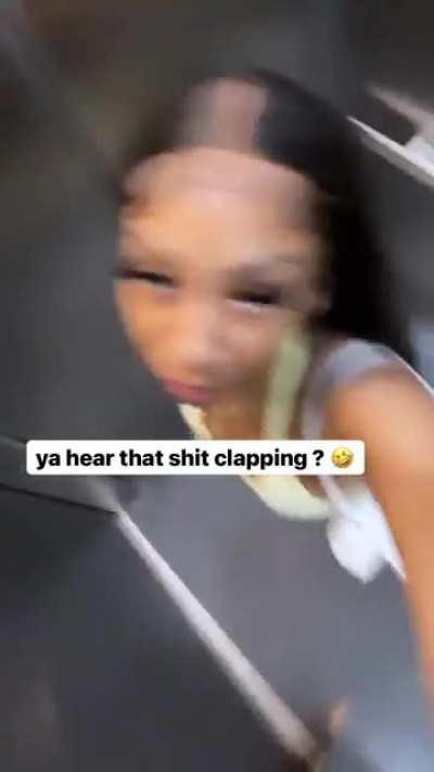 She showing out 👏🏽🍑