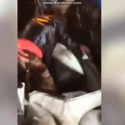 Kyun dete ho gaali...