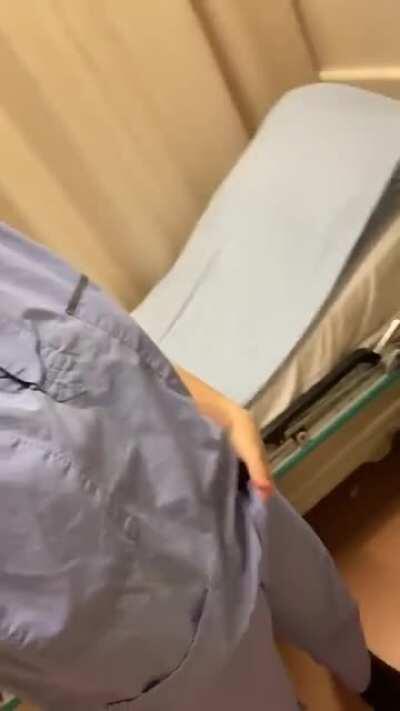 The patient on the other side of this curtain doesn’t know what he’s missing ;) [GIF]