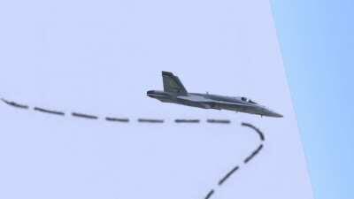 What it's like to fly the Hornet