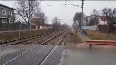 Grandma gets destroyed by a super fast train by trying to save 10s by crossing the track