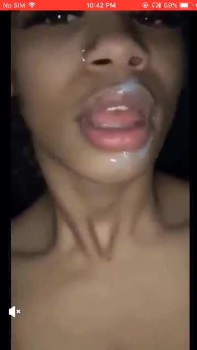 $5 entry fee. (11,600) videos and it’s 300+ videos a day in here. No Snitching 🤫. Request Who ever you’d like to see STOP PAYING FOR ONLYFANS AND PPV CONTENT 1x time fee of $5 for whatever you want(For access to telegram group chat text me ) Check previou