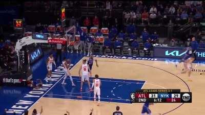 [Highlight] Alec Burks gets naughty with the behind the back dribble