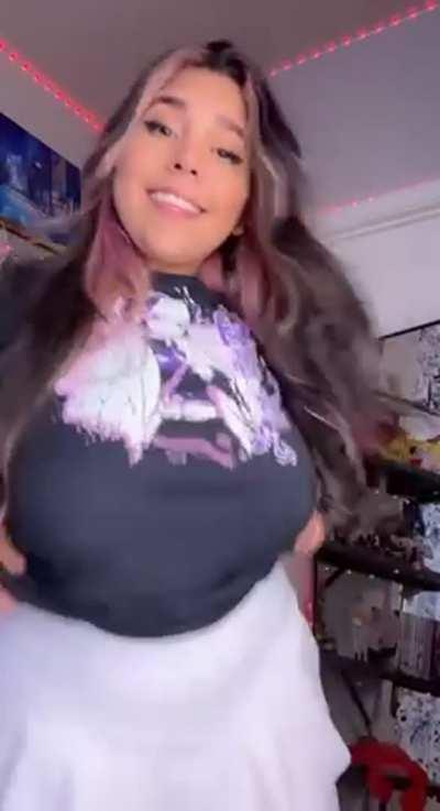 Are you into my caramel body Daddy?