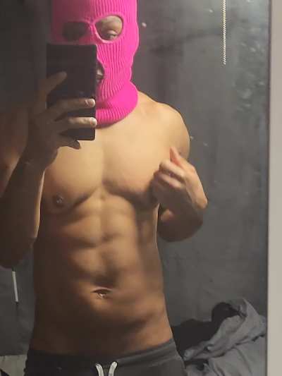 God I need some nipple play buddies in my life