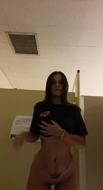 I think you would have pretty much fun with my ass - can i be ur fuckdoll?