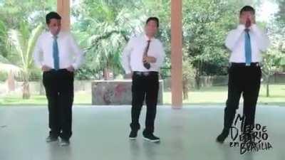 Já que removeram a copypasta da Zambelli, aqui vai uma homenagem à altura da maior representante do bolsonarismo.